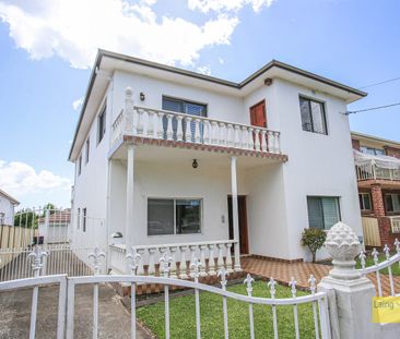 LARGE 3 bedroom Duplex, Great Location - Photo 6