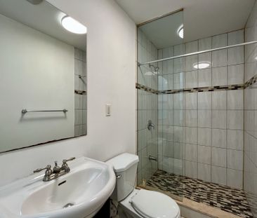 For Lease - 274 Coxwell Avenue Unit# 2, Toronto, Ontario - Photo 3