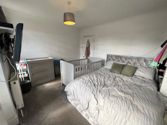 3 Bedroom House - Romsey Road, Southampton - Photo 1