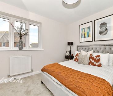 3 bedroom semi-detached house to rent - Photo 3