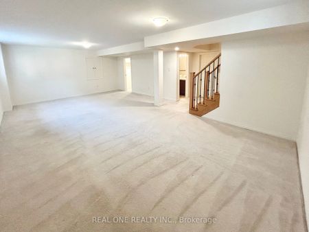 Property For Lease | N9359258 - Photo 5