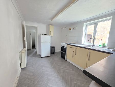 1 Bed Flat, Ashton Road, LU1 - Photo 5