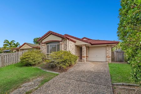 Neat and Tidy Family Home - Photo 2