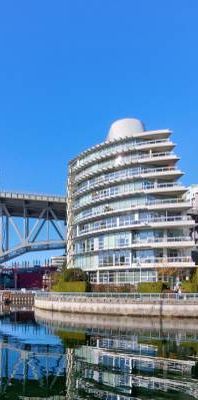 Luxury 2 bedroom/waterfront- Fully furnished. - Photo 1