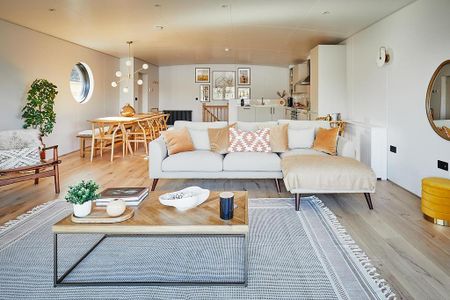 2 bedroom houseboat to rent - Photo 4