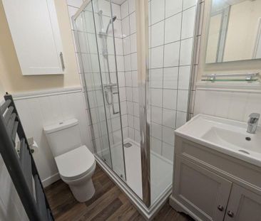 3 bedroom maisonette to rent - Photo 1