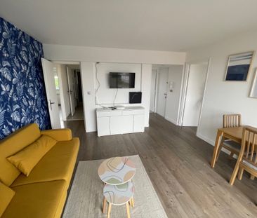 Location Appartement 4 pièces 64m² PESSAC 33600 - Photo 2