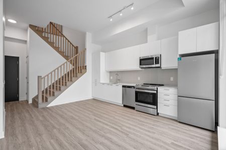 For Lease - 200 Deerfield Road Unit# 110, Newmarket, Ontario - Photo 3