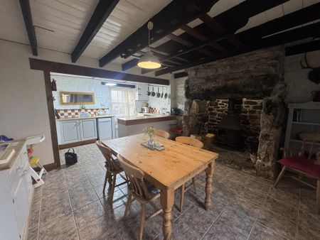 3 bedroom detached house to rent - Photo 2