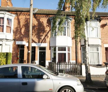 3 bedroom terraced house to rent - Photo 3