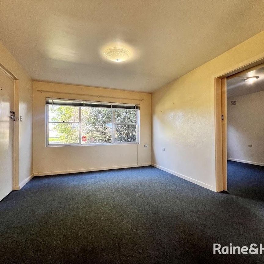 CENTRAL WEST UNIT - Photo 1