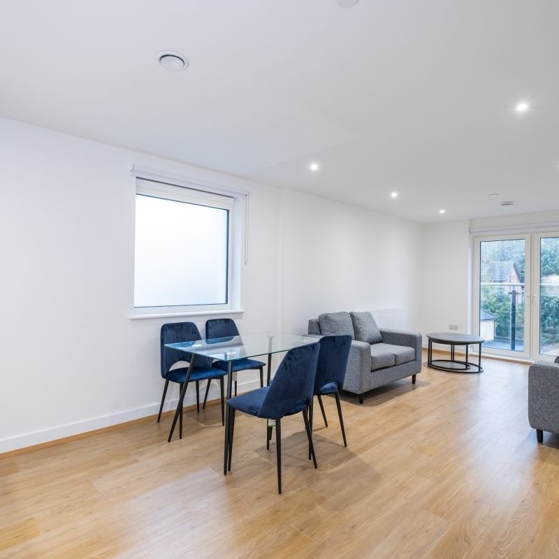 2 bedroom apartment to rent - Photo 1