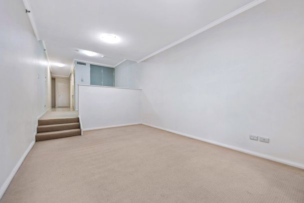 Studio Apartment at Oaks Trafalgar! - Photo 1