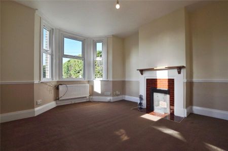 Bishop's Stortford, Hertfordshire - Photo 2