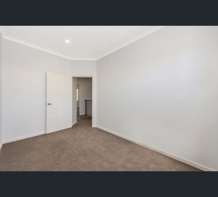 2/48 Morfitt Street, Mandurah, WA 6210 - Photo 1
