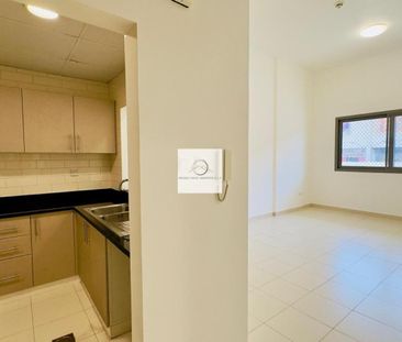 Neat an Clean | Low Price 1BHK | Only Family - Photo 3