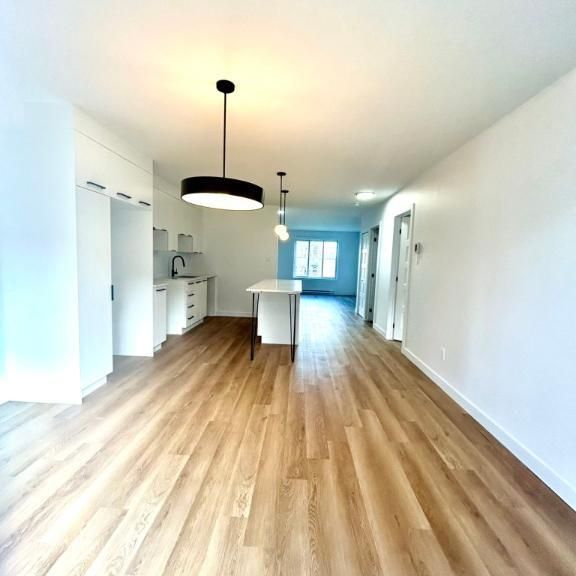 Logement4-1/2 appartement - Photo 1