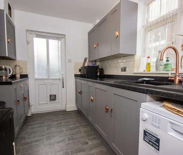 Yarborough Road, East Cowes, PO32 - Photo 6