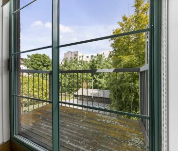 Live the high life of Broadway - Photo 4