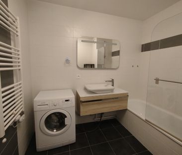 Location Appartement 3 pièces 76m² - Photo 4