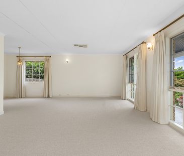 57 Summerland Circuit, Kambah ACT 2902 - House For Rent | Domain - Photo 3