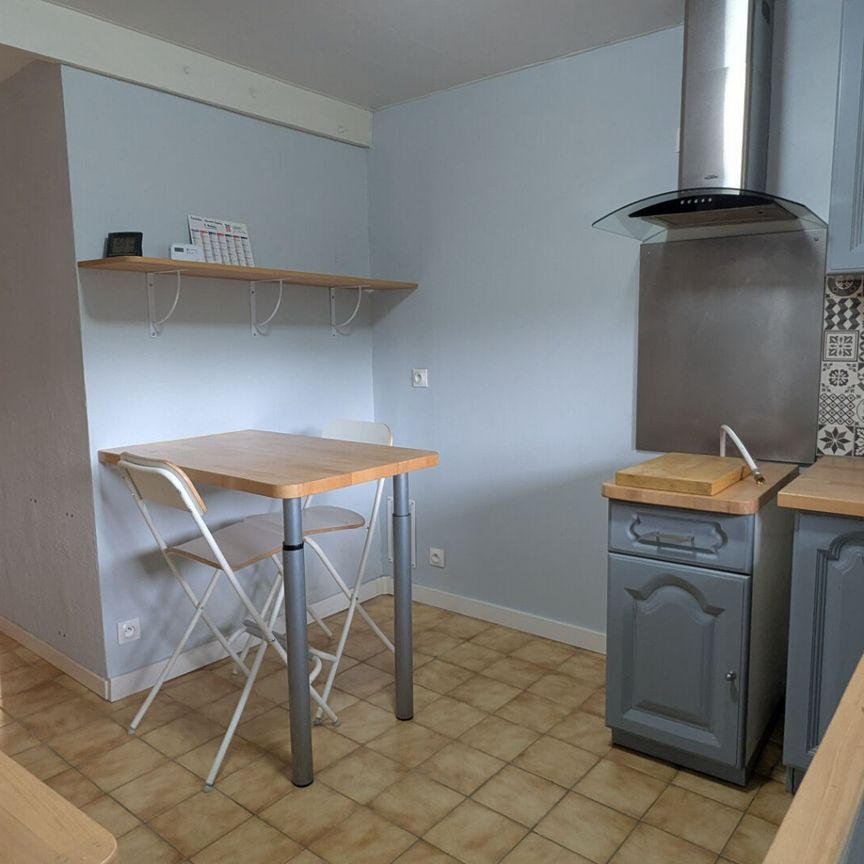 Location Maison 3 pièces 74m² ERBREE 35500 - Photo 1