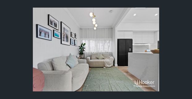 RENOVATED TO PERFECTION! STYLE, CLASS & SOPHISTICATION - Photo 1