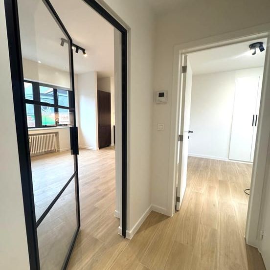 Appartement te huur - Photo 1