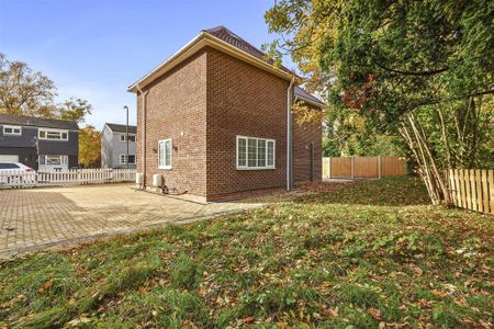 6 bedroom house to rent - Photo 4