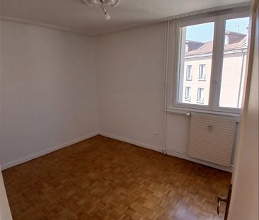 3 pièces - 65,5 m² - 4ème étage - Colocation non autorisée - Photo 3