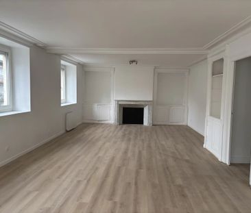 Location Appartement 4 pièces 126m² BOULOGNE SUR MER 62200 - Photo 2