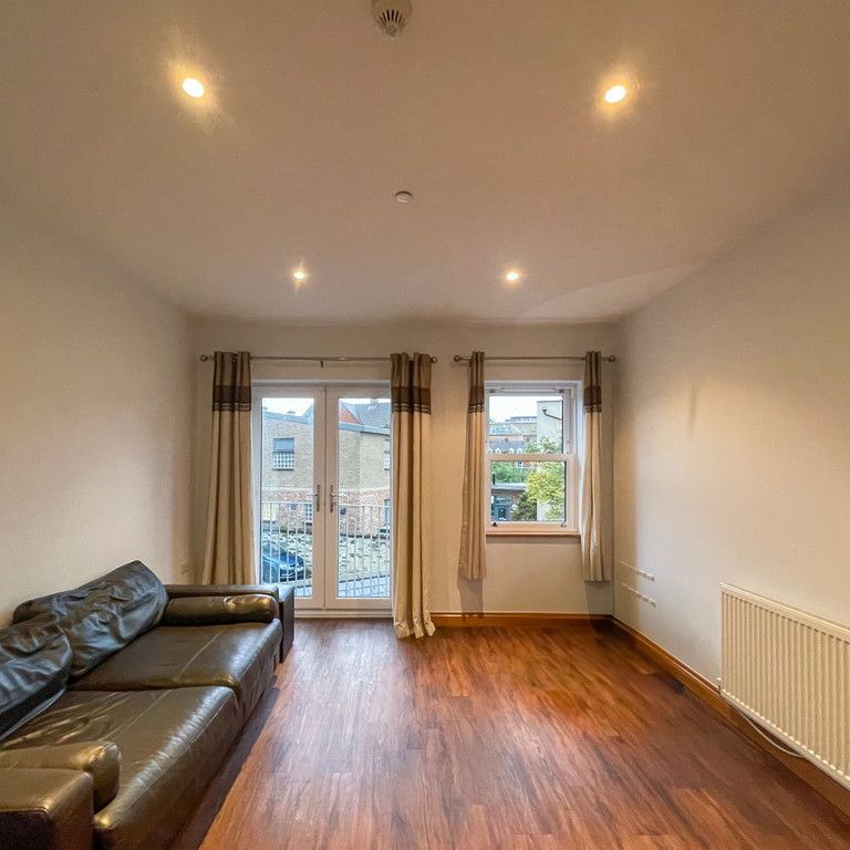 St Barnabas Road, Cambridge - Photo 1