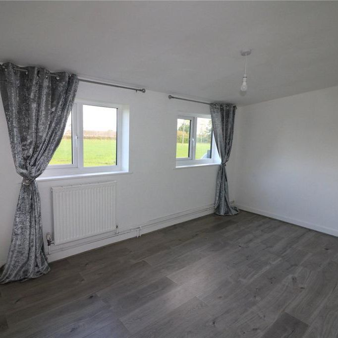 3 bedroom bungalow to rent - Photo 1