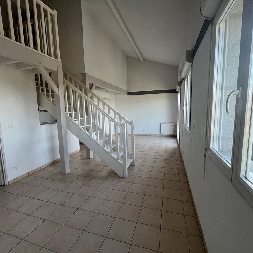 Location Appartement 2 pièces 59m² - Photo 1