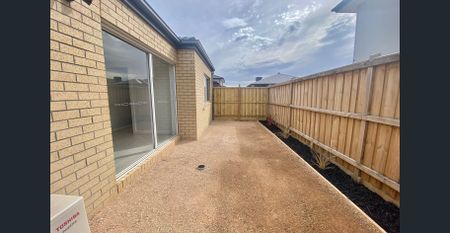 Charming Family Home in Serene Bonnie Brook Location - Photo 3