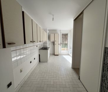 Location Appartement 2 pièces 59m² REIMS 51100 - Photo 5