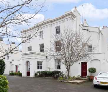 Montpellier Parade, Cheltenham GL50 1UA - Photo 3