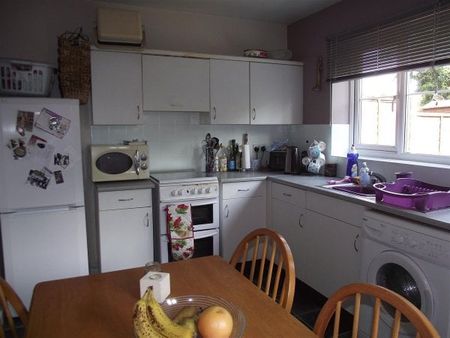 St Johns, Worcester, WR2 - Photo 5