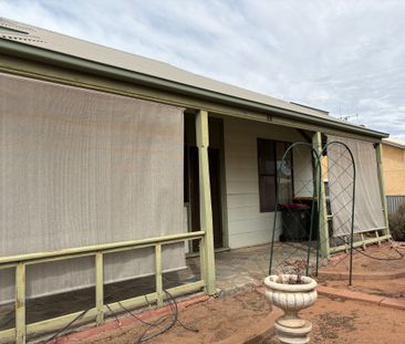 48 Carlton Parade&comma; Port Augusta - Photo 6
