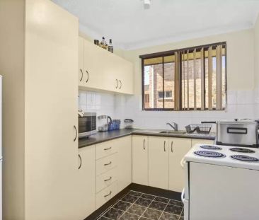 Finders Keepers - Photo 4