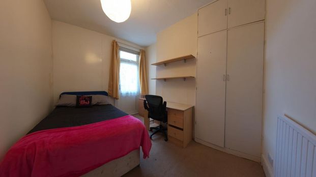 5 bedroom house share to rent - Photo 1