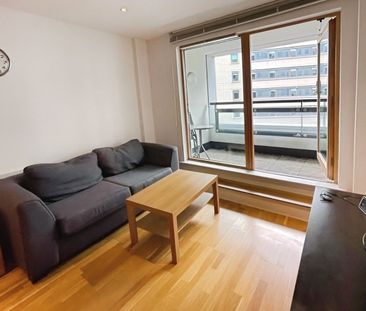 2 bedroom apartment to rent - Photo 3