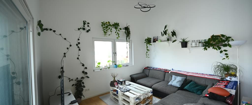 Neuwertige 2-Zi.-Wohnung mit hohen Decken und großem Balkon! Neumarkt - Stroberstraße - Foto 1