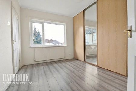 2 bedroom terraced house to rent - Photo 5