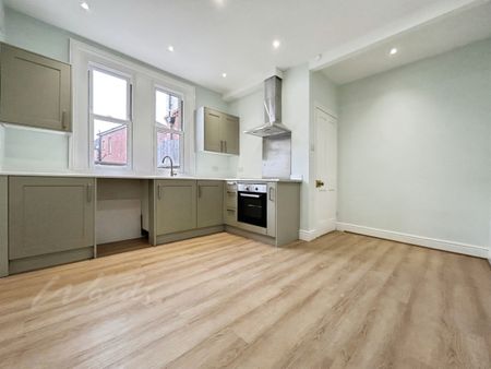 1 bedroom flat to rent - Photo 3