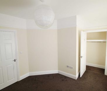 12 The Causeway, Chippenham, SN15 - Photo 1