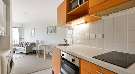 Perfect City Living! - Photo 5