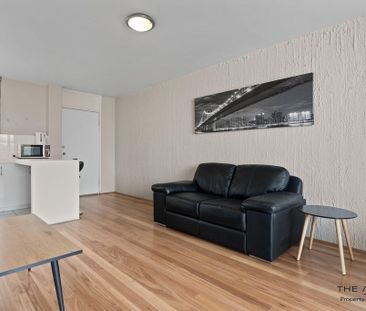 PERFECT INNER CITY LIVING - Photo 2
