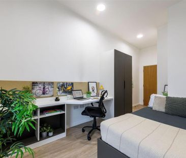 1 bedroom in a flat share to rent - Photo 6