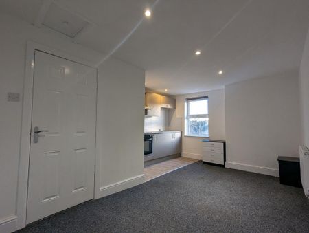 Studio to rent - Photo 4